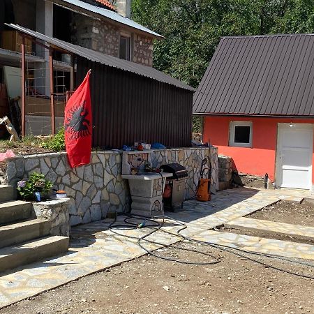 Casa Illyria Apartment Gusinje Екстериор снимка